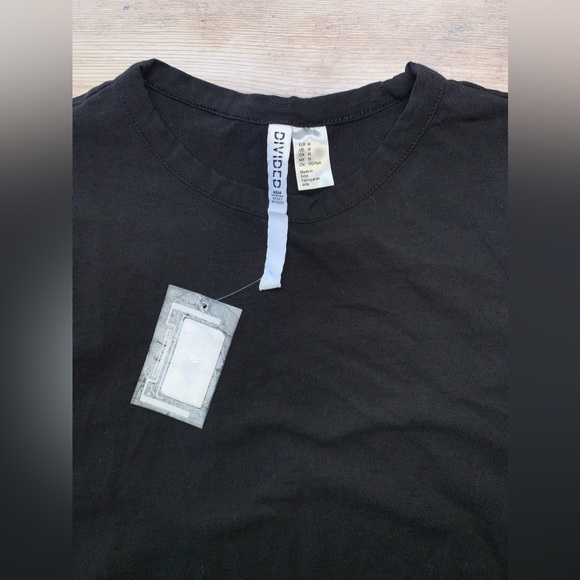 NWT H&M Divided Black Crop Top - Picture 9 of 10